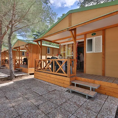 Village Le Calanchiole Vakantiepark *