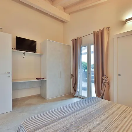 Village Le Calanchiole База отдыха *